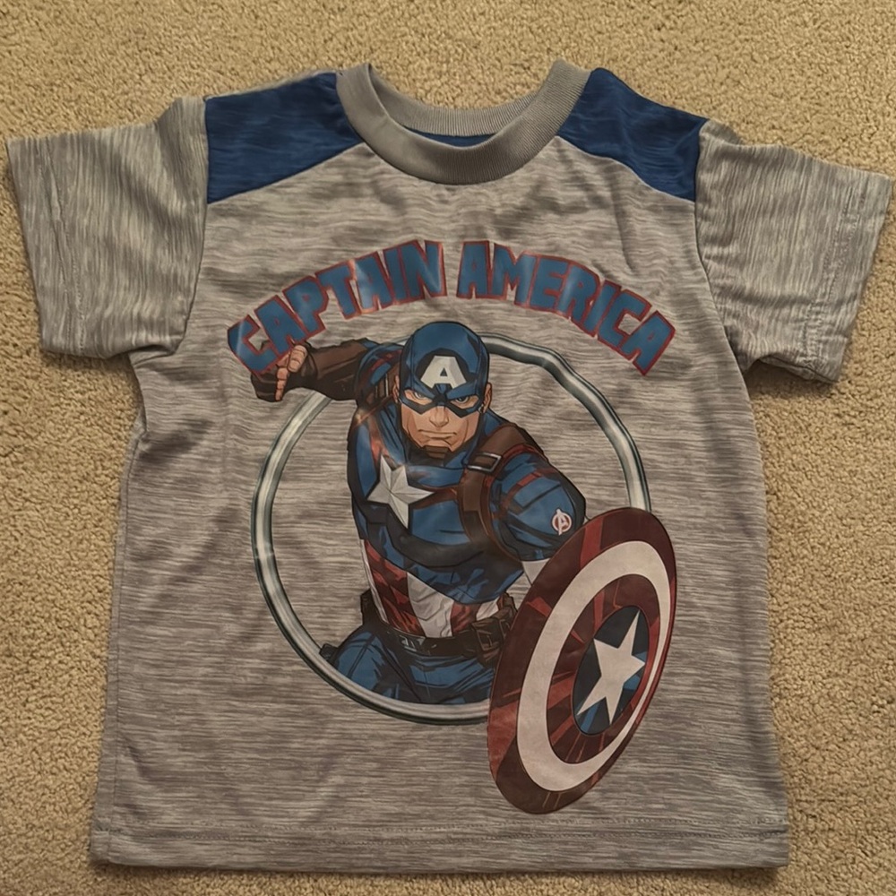 Marvel Avengers Logo T-Shirt